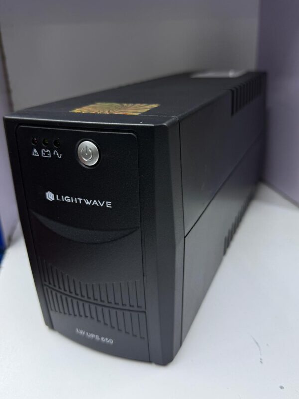 LightWave UPS 650 VA